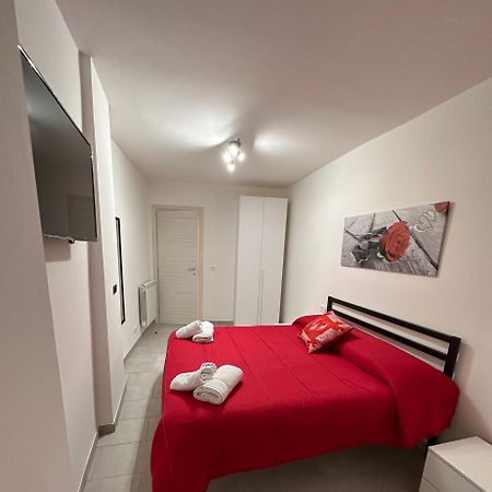 La Casa Di Stella Apartment Исерния Екстериор снимка